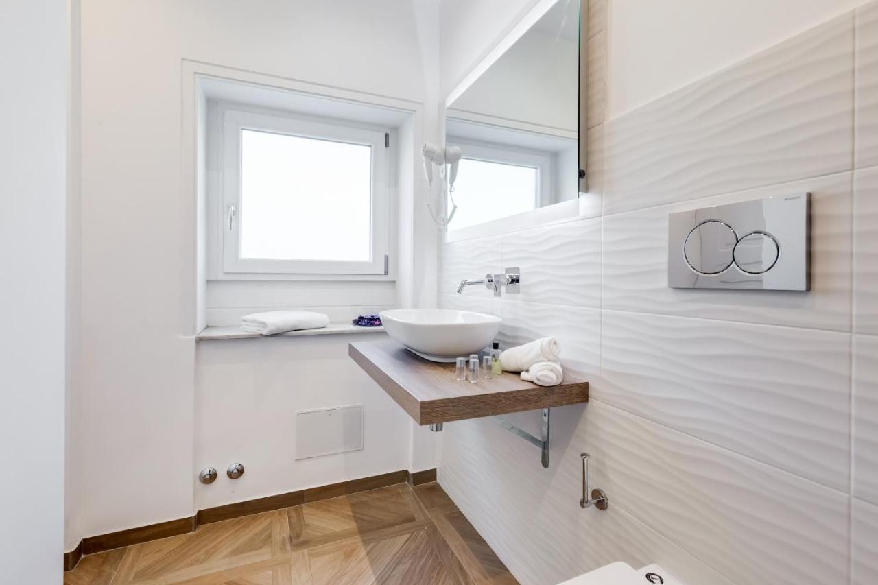 Mellini Palace Suites By Premium Suites Collection Рим Экстерьер фото